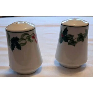 Vintage Royal Norfolk China Christmas Holly Berry Salt & Pepper Shaker Set